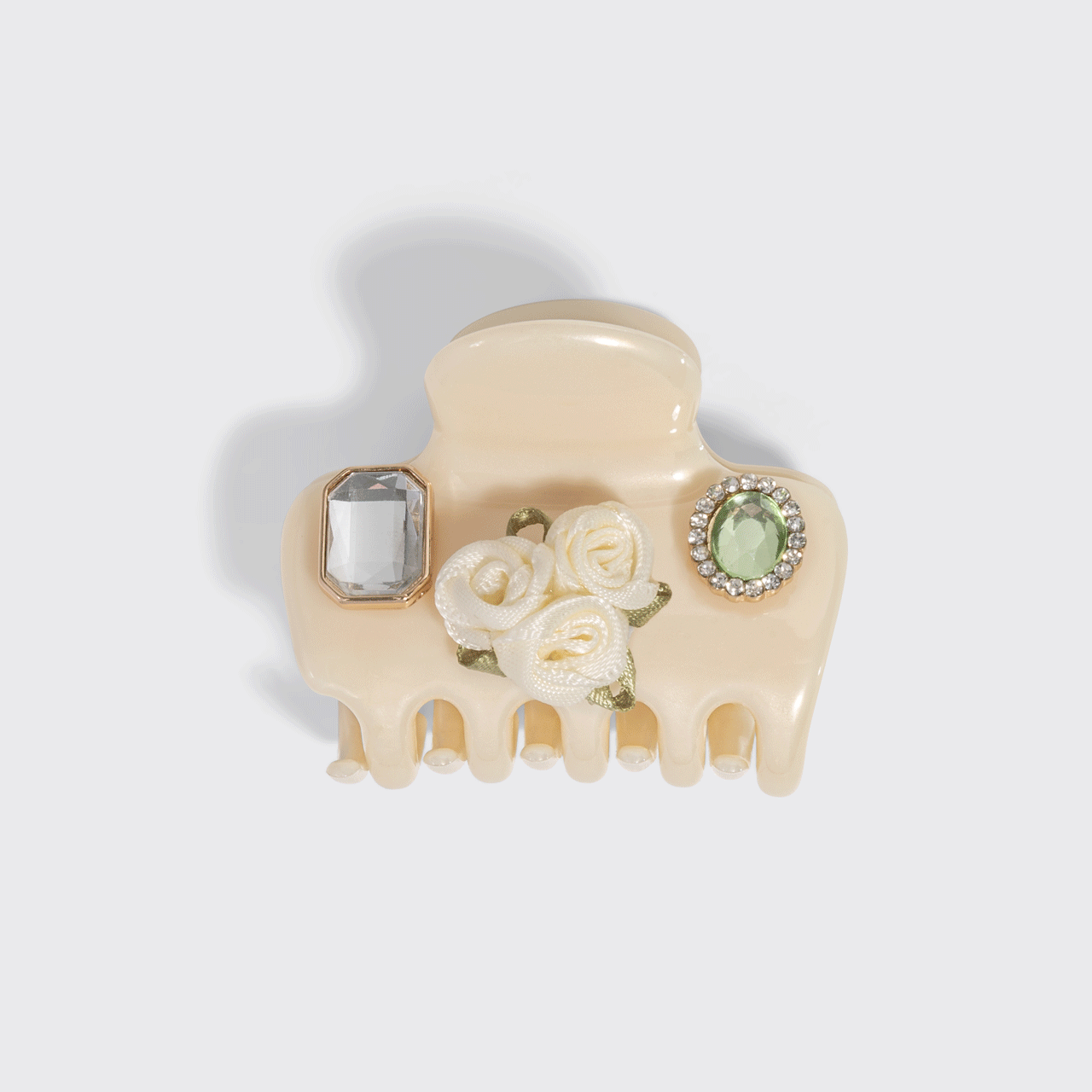 509129-KitschPopTM-CloudClip7pcSet-Vintage-PearlizedCream-GIF-1280x1280-1.gif